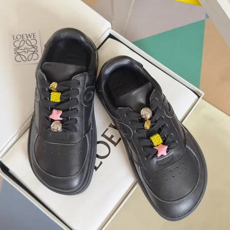 ロエベ カジュアルシューズ