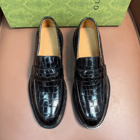 グッチ ビジネスシューズ