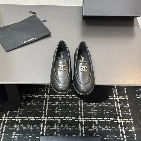 シャネル カジュアルシューズ