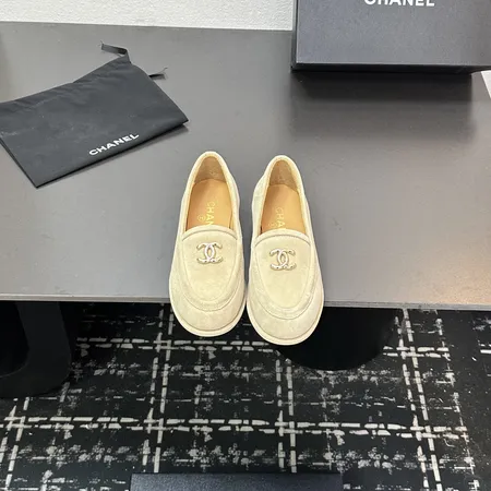 シャネル カジュアルシューズ