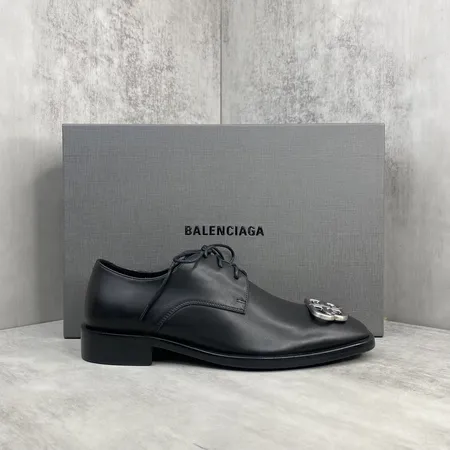 バレンシアガ カジュアルシューズ