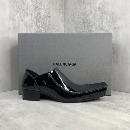 バレンシアガ カジュアルシューズ