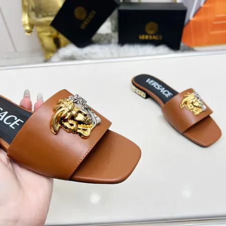 ヴェルサーチ スリッパ