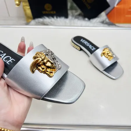 ヴェルサーチ スリッパ