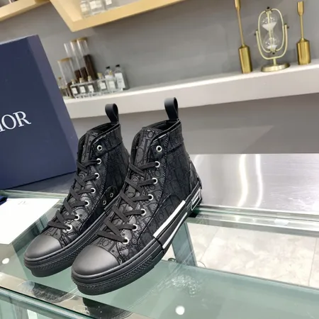 ディオール カジュアルシューズ