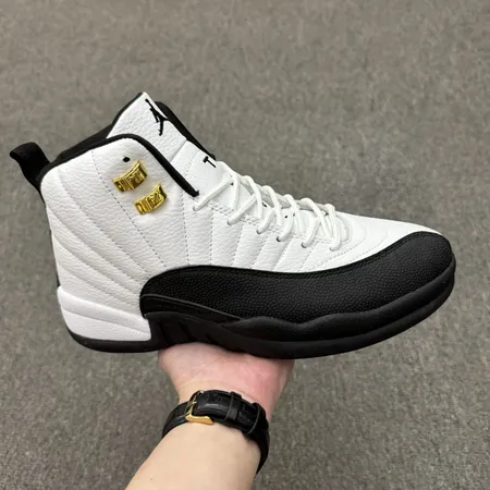 エアジョーダン スニーカー