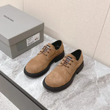 バレンシアガ ビジネスシューズ