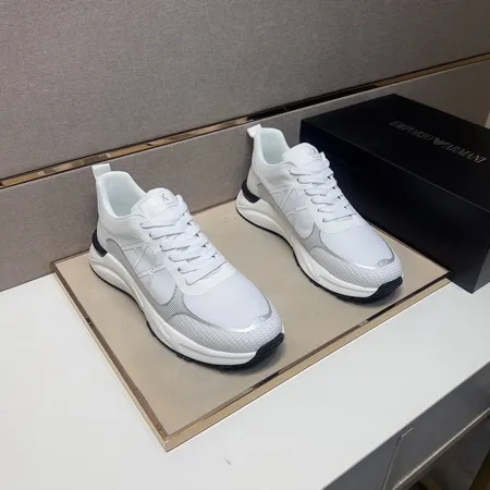 アルマーニ カジュアルシューズ