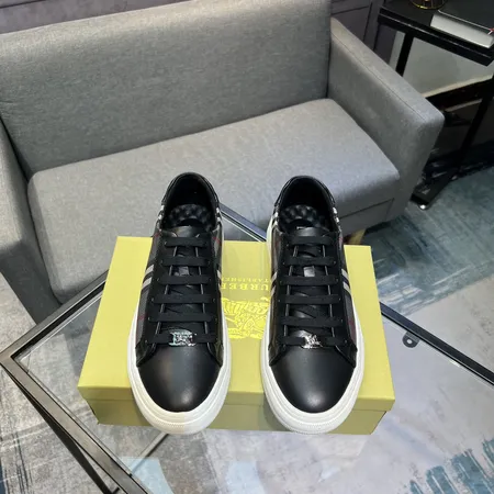 バーバリー ス カジュアルシューズ