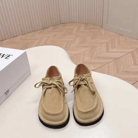 ロエベ カジュアルシューズ