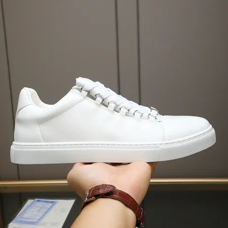 バレンシアガ カジュアルシューズ