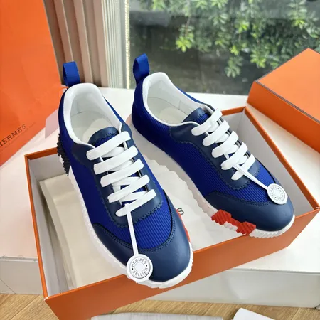 エルメス スニーカー