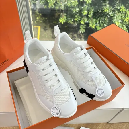 エルメス スニーカー