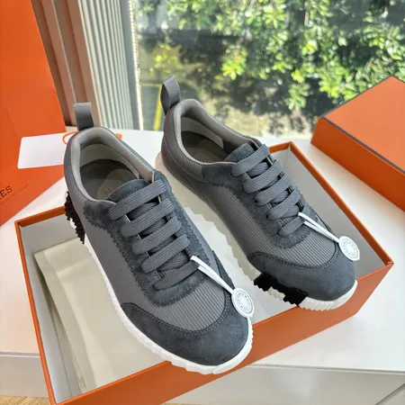 エルメス スニーカー