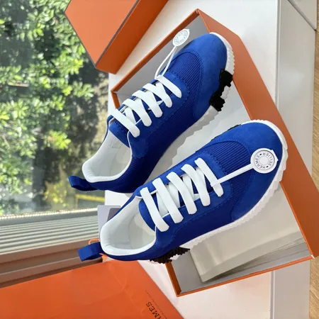 エルメス スニーカー