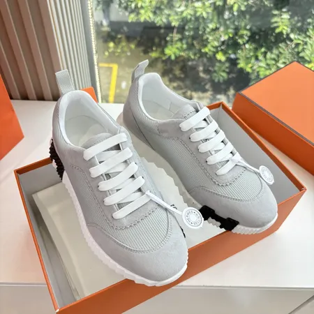 エルメス スニーカー