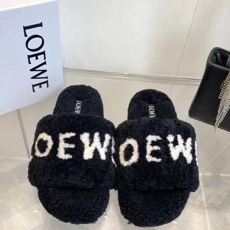 ロエベ スリッパ