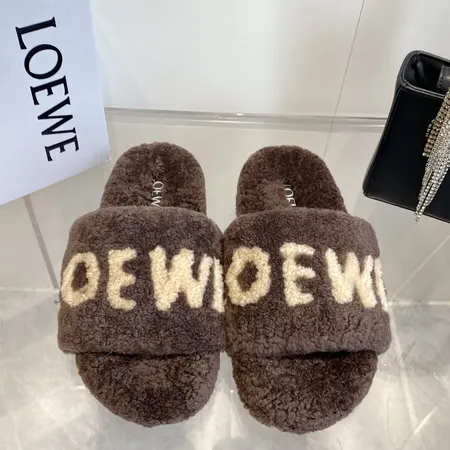 ロエベ スリッパ