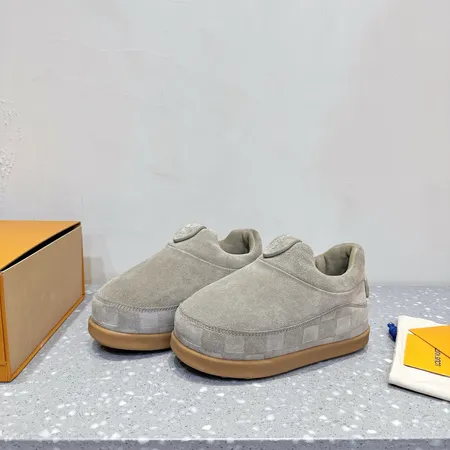 ルイヴィトン カジュアルシューズ