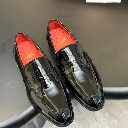 クリスチャン・ルブタン ビジネスシューズ