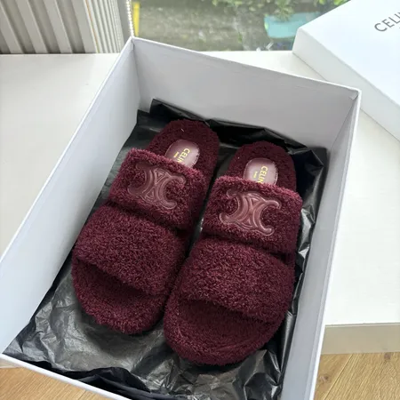 セリーヌ スリッパ