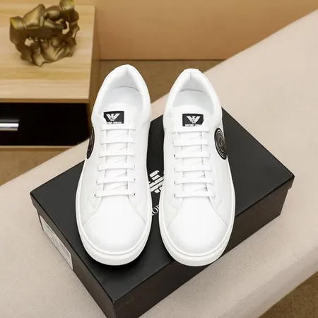 アルマーニ カジュアルシューズ