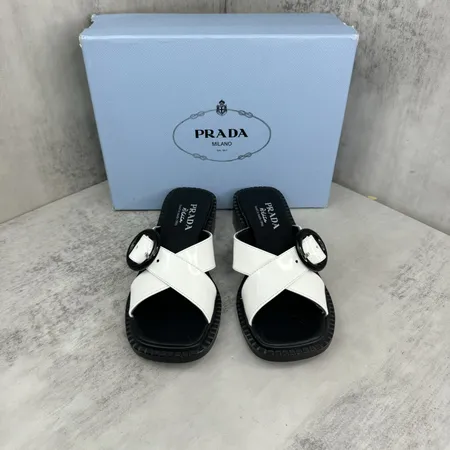プラダ スリッパ