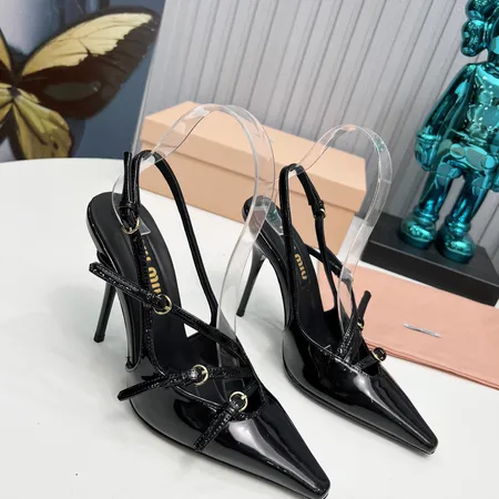 ミュウミュウ サンダル