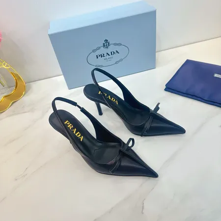 プラダ サンダル