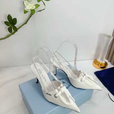 プラダ サンダル