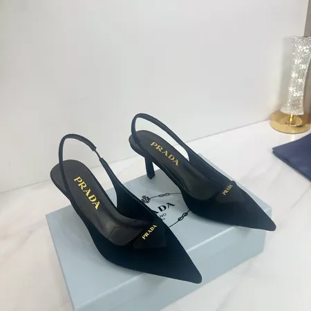 プラダ サンダル