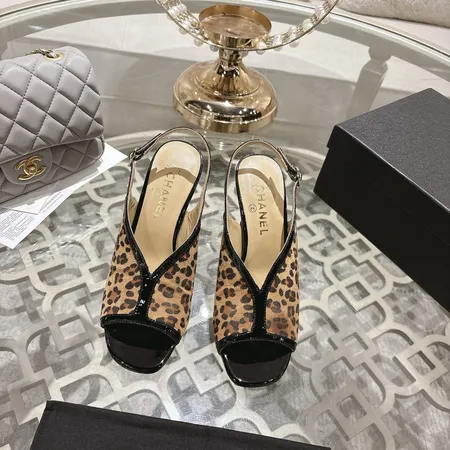 シャネル サンダル