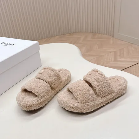 セリーヌ スリッパ