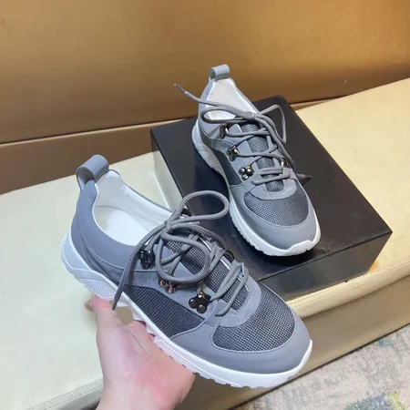 アルマーニ スニーカー