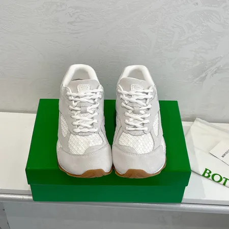 ボッテガ ヴェネタ スニーカー