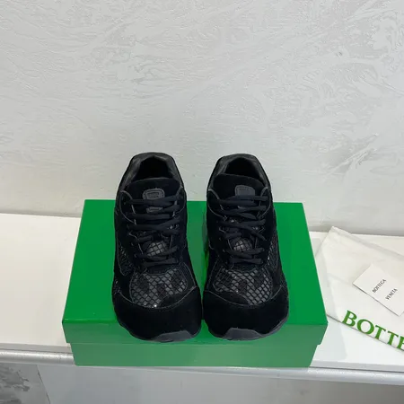 ボッテガ ヴェネタ スニーカー