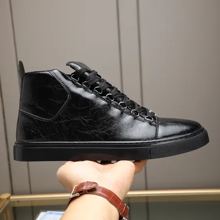 バレンシアガ カジュアルシューズ