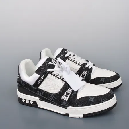 ルイヴィトン カジュアルシューズ