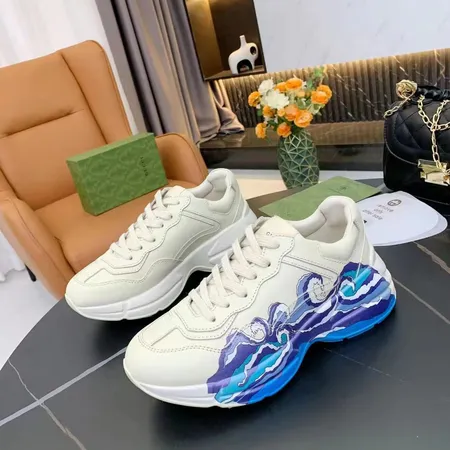 グッチ スニーカー