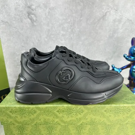 グッチ スニーカー