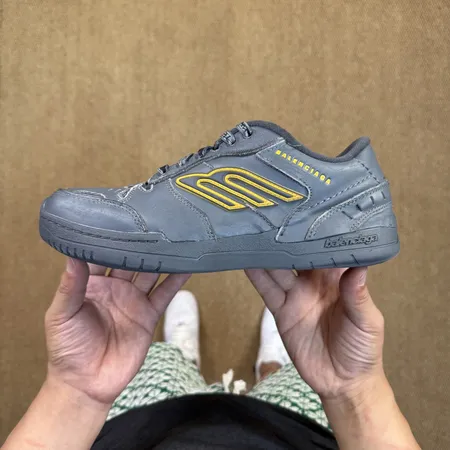 バレンシアガ カジュアルシューズ