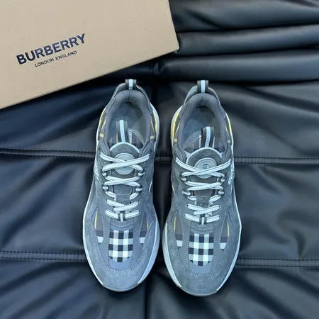 バーバリー ス カジュアルシューズ