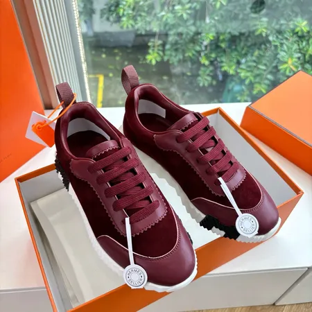 エルメス スニーカー