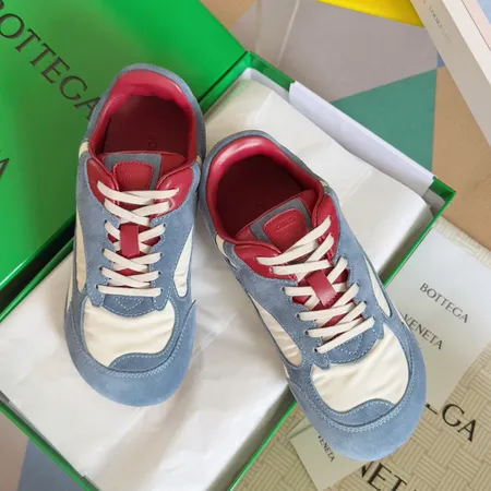 ボッテガ ヴェネタ スニーカー