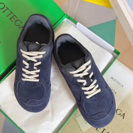 ボッテガ ヴェネタ スニーカー