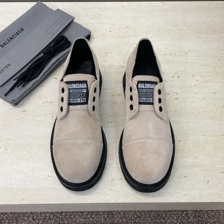 バレンシアガ カジュアルシューズ