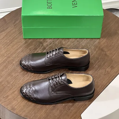 ボッテガ ヴェネタ ビジネスシューズ