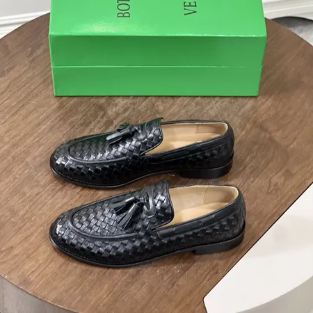 ボッテガ ヴェネタ ビジネスシューズ