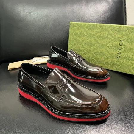 グッチ ビジネスシューズ