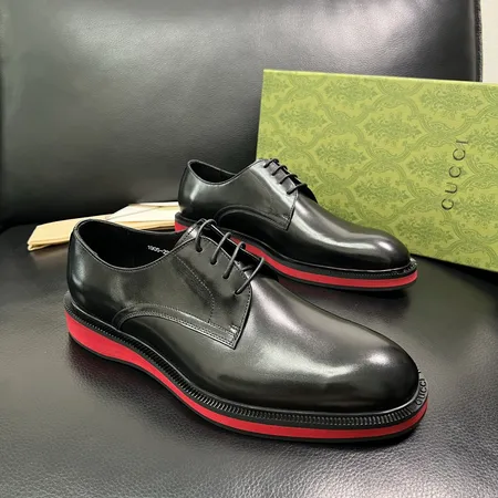 グッチ ビジネスシューズ